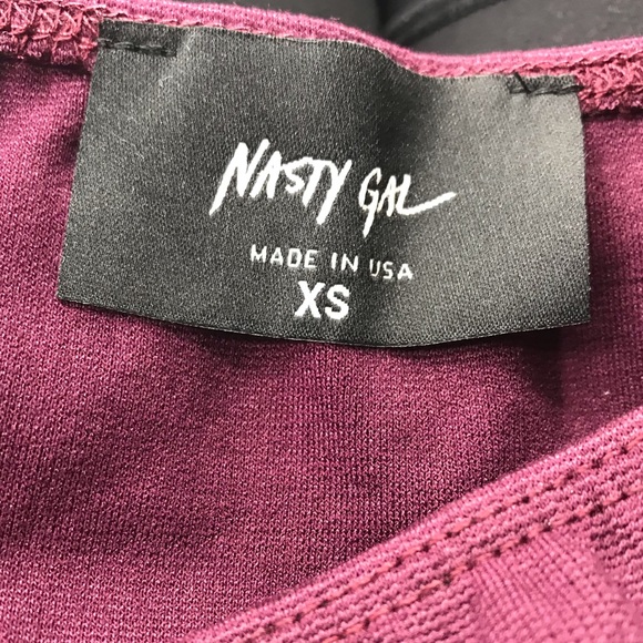 💕SALE💕Nasty Gal Burgundy 3/4 Sleeve Crop Top - Picture 4 of 7